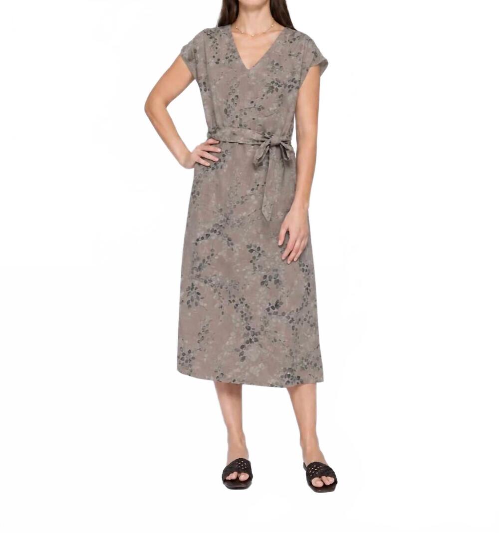 NEW BLUEBERRY tie waist midi dress in latte flora